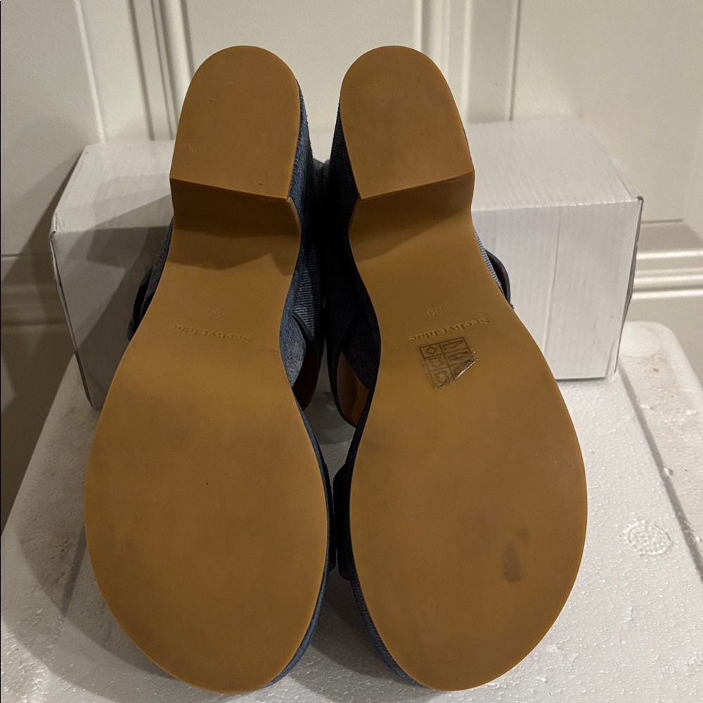 See By Chloe Blue Denim Platform Sandals - Picture 15 of 15